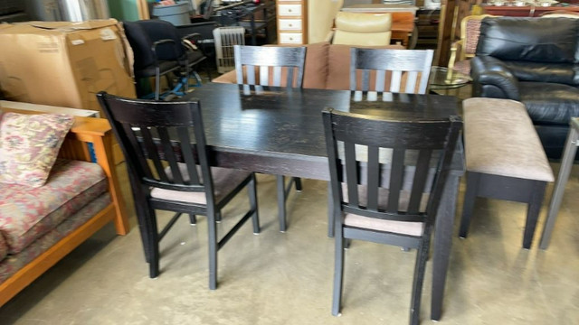 DINING TABLE with LARGE DRAWER - in Dining Tables & Sets in Delta/Surrey/Langley