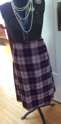 Vintage Ladies Kilt - Canadian made