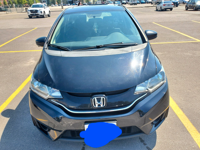 Selling honda fit 2015 in Cars & Trucks in Markham / York Region - Image 3