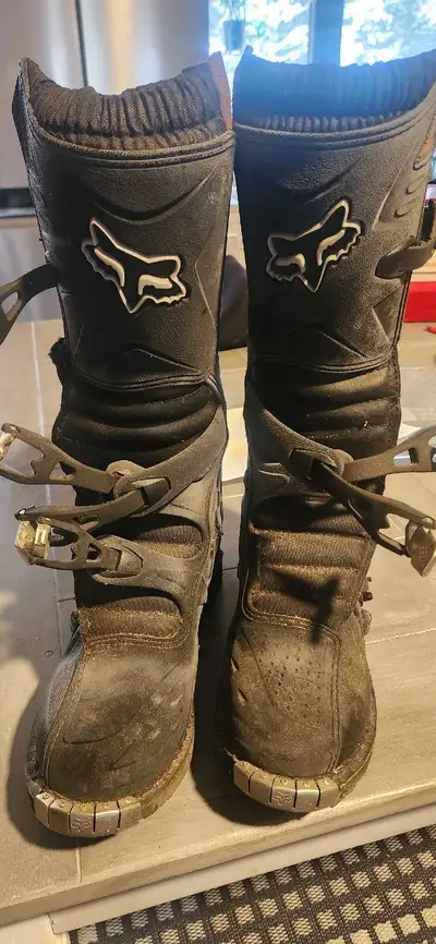 Fox boots size 11 $150, Thor knee pads $60, Fox elbow pads $25 and Shift pants, size LG $50. Take it...