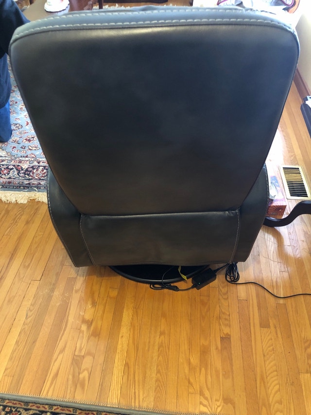 Cindy Crawford 2021 electric leather recliner Chairs & Recliners St