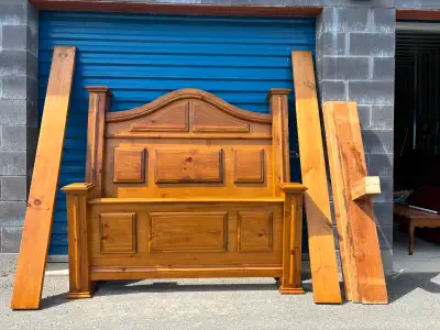 Stunning Queen Size Bed, View more