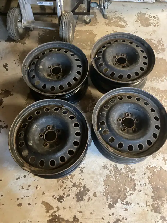 Steel Wheels in Tires & Rims in Renfrew - Image 3