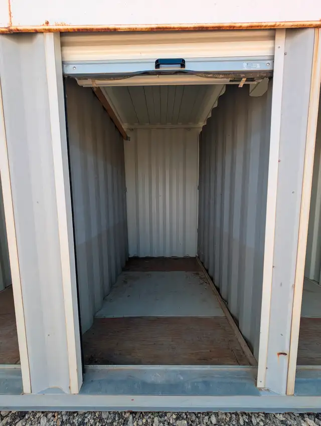 40' Container with 8 Roll Top Doors for sale63008306302723122