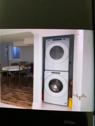 Room for Rent (female only)
