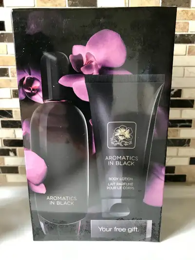 Parfum/Perfum Clinique “Aromatics in Black “ EDP, View more