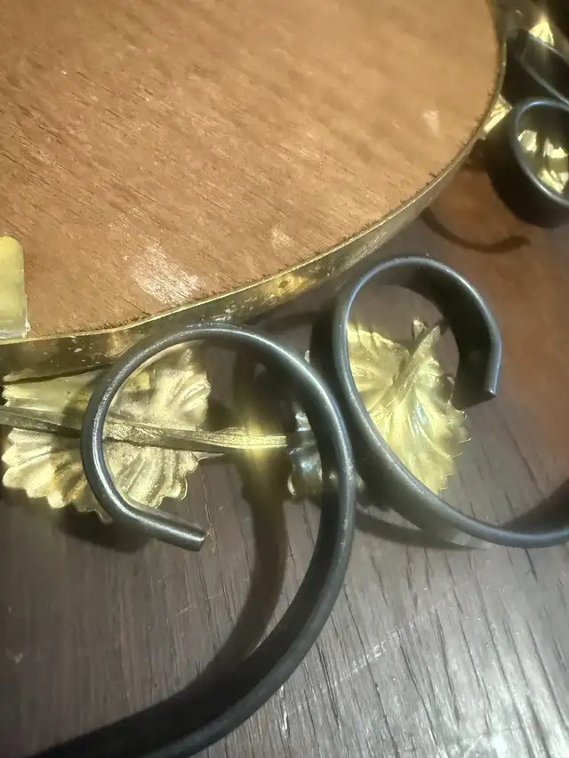 Convex Mirror Wrought Iron Gold Ivy Leaf Detail Circular Mirror in Home Décor & Accents in Oshawa / Durham Region - Image 9