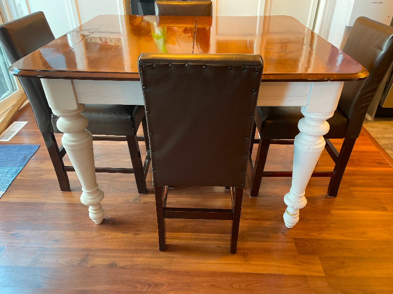 Kitchen table with extensions Dining Tables & Sets Barrie Kijiji
