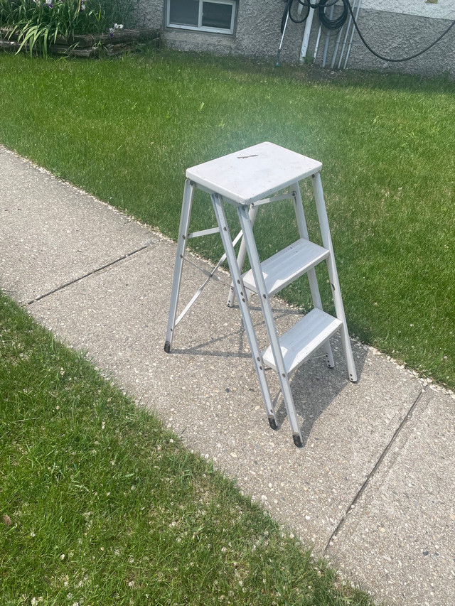 Step ladder Ladders & Scaffolding Winnipeg Kijiji