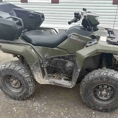 Have to sell my quad the bike has a few scratches and a cracked piece of plastic in the front that’s...