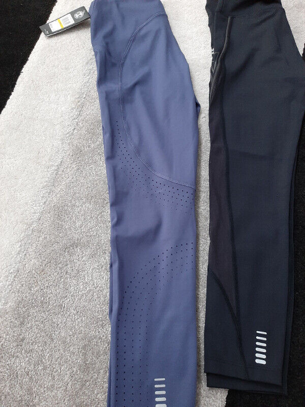 Brand new tag attach Under Armour heat gear medium leggings in Women's - Bottoms in Edmonton - Image 2