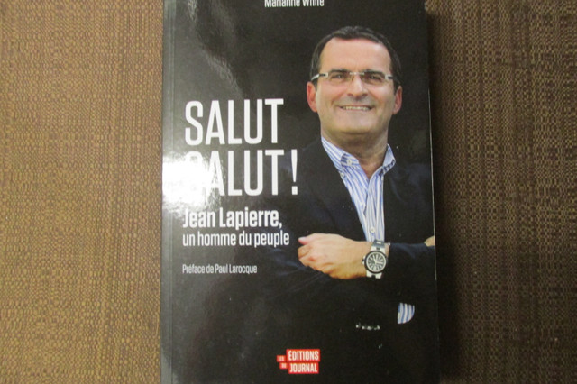 SALUT SALUT! dans Essais et biographies  à Longueuil/Rive Sud