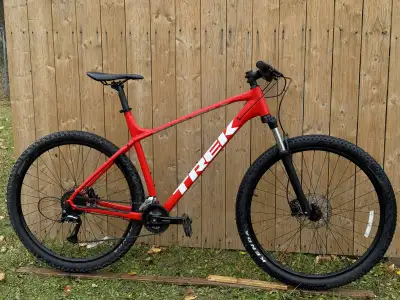 Trek marlin 5 XXL frame 29 wheels, View more