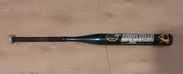 Louisville Slugger Baseball Bat -8 Excellent Condition in Baseball & Softball in Mississauga / Peel Region - Image 3