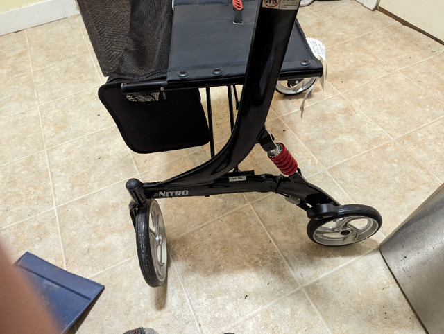 Brand new walker in Health & Special Needs in Chilliwack - Image 3