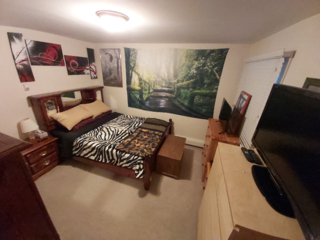 Furnished shared accommodation + board in Room Rentals & Roommates in Whitehorse