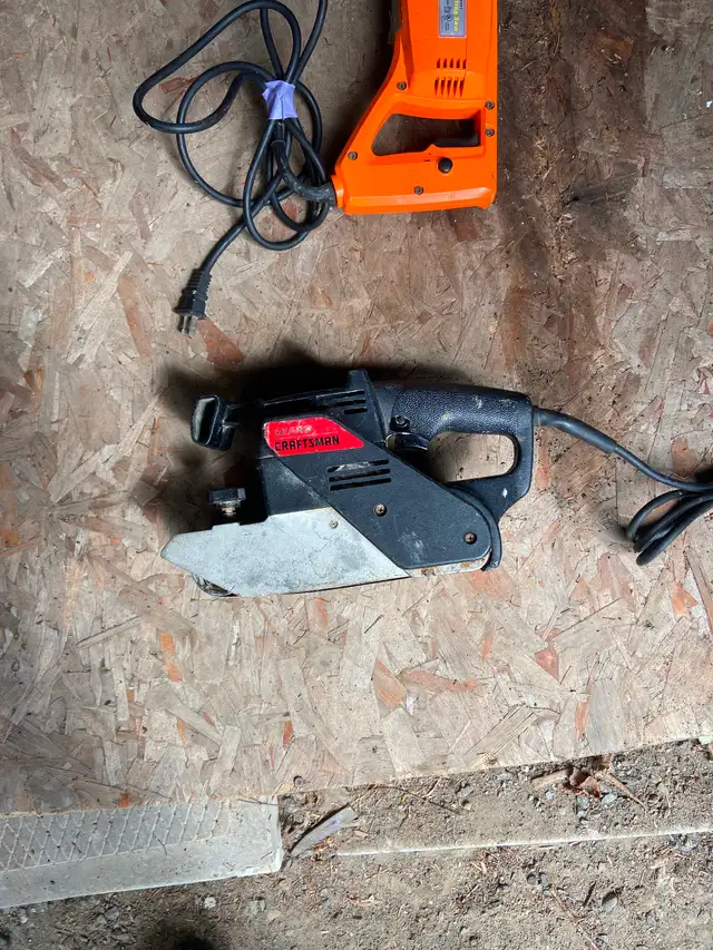 Belt Sander / Belt Sander Craftsman517611165917521921