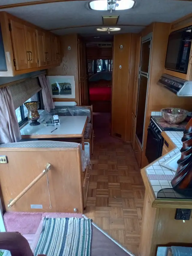 TRADE RV FOR CAR in RVs & Motorhomes in Saint-Jean-sur-Richelieu - Image 6