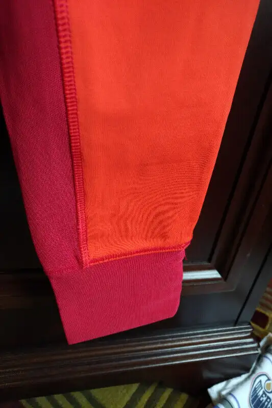 Lole Leggings in Women's - Bottoms in Markham / York Region - Image 4