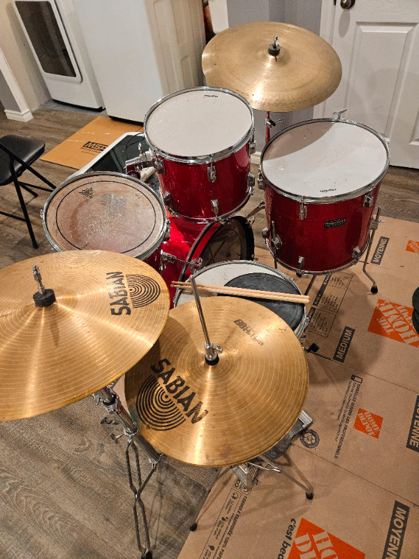 Maxwin Drum Set for Sale in Drums & Percussion in Oshawa / Durham Region - Image 3