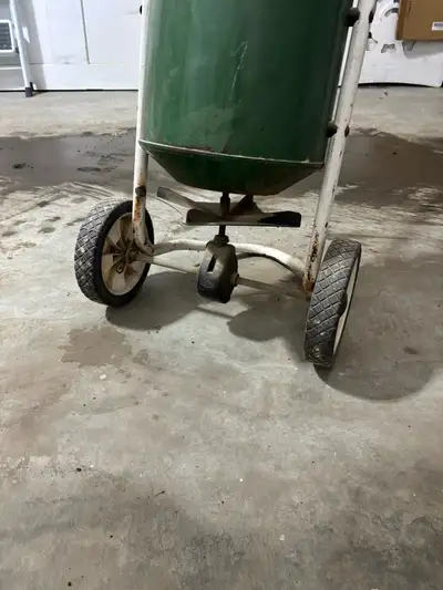 seed spreader, View more
