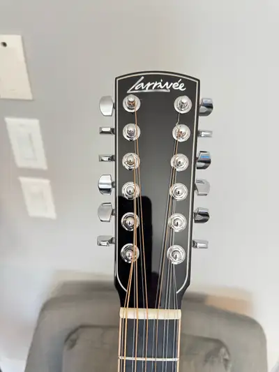 Larrivee L 09 12 String Acoustic Guitar + case, View more