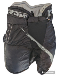 I deliver, CCM Hockey pants size small