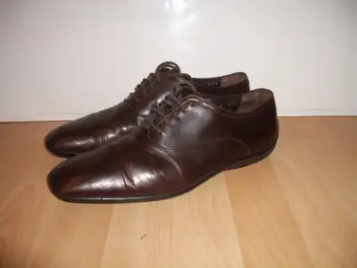 homme 9-10 US --Louis Ferragamo -- shoes. Italy., View more