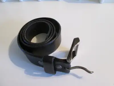 Levi's belt, View more