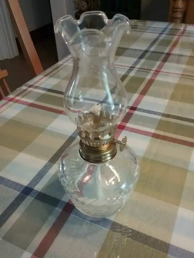 beautiful oil Lamp for your night  in Indoor Lighting & Fans in Cornwall - Image 4