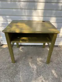 Small size vintage school desk 25x19x22 inch