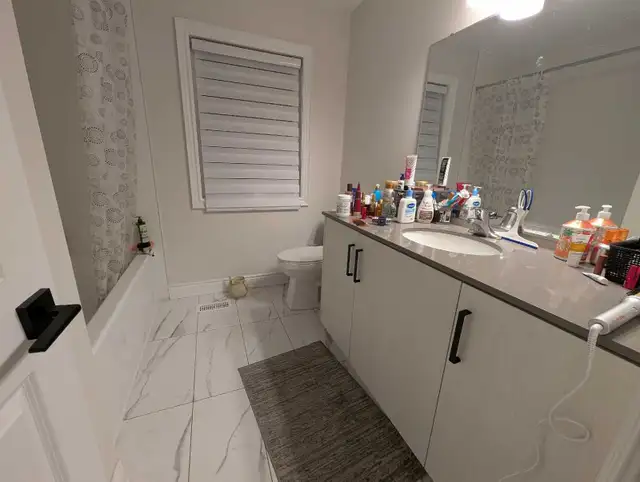 private room for rent  in Long Term Rentals in Peterborough - Image 4