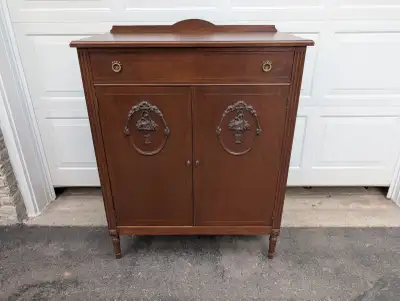 Antique sideboard cabinet chest of drawers. 5 drawer total chest. Very nice, good, clean condition w...