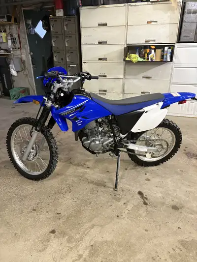 Yamaha TTR230 2021 – 4 500 $ Super propre, bien entretenue, démarre au quart de tour. Aucune réparat...