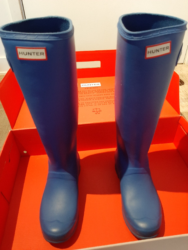 Hunter Boots Blue, Size 8. in Women's - Shoes in City of Toronto