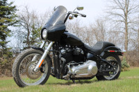 WOW! 2021 FXST Harley-Davidson Softail, just over 12,000 kms