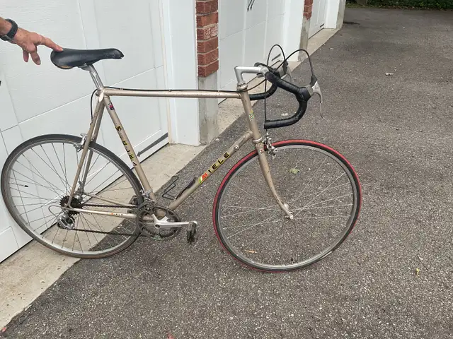 Road bike in Road in Ottawa - Image 3