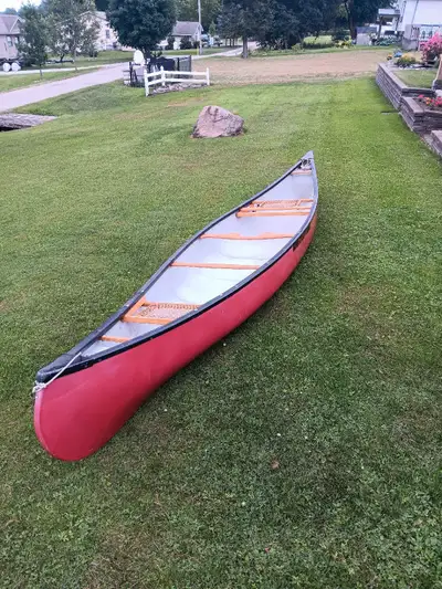 16' Nova Craft Tripper canoe with custom yoke $800.00