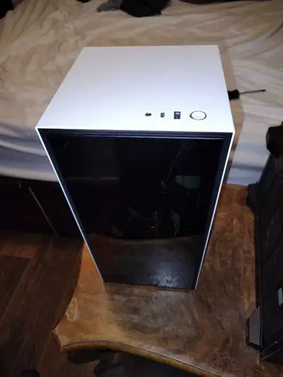 Nzxt H1 V1 case barebone, View more