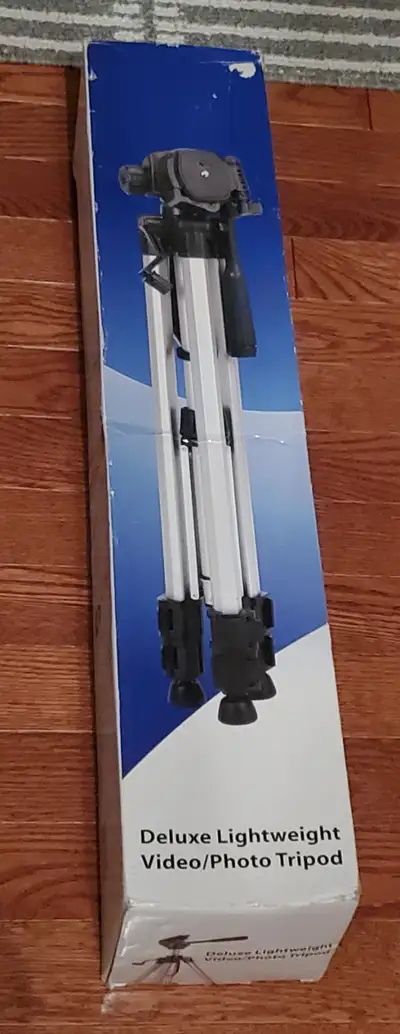 New Deluxe Lightweight Video/ Photo Tripod, View more