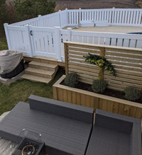 Vinyl fencing