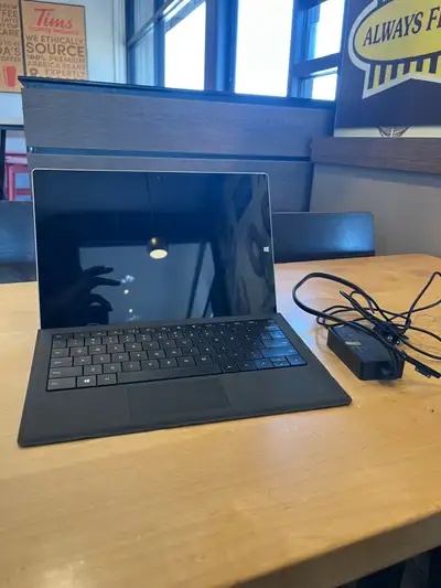 Microsoft Surface Pro 5 (Model 1796) - Intel Core i5-730OU 2.6GH, View more