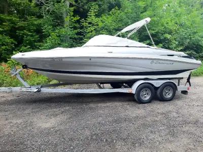 2018 Crownline 215 SS Bowrider in immaculate condition, with a 4.5 Litre Mercruiser with Alpha 1 out...