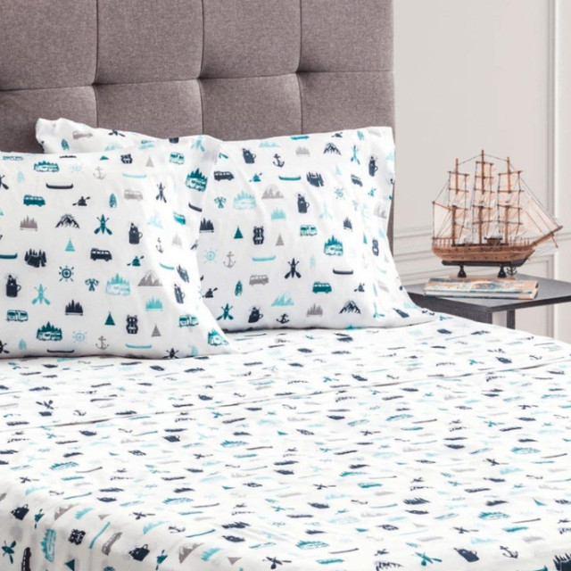 4 PC Sheet Set • Cabin/Lake Style • Queen ($45) Available in Bedding in Barrie