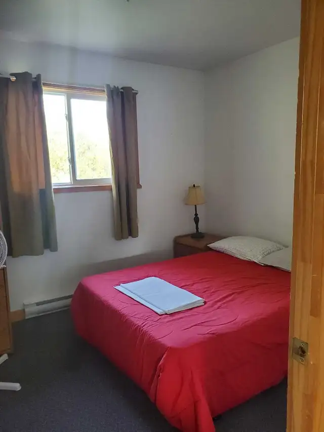 Room for rent in Buckhorn in Short Term Rentals in Peterborough - Image 2