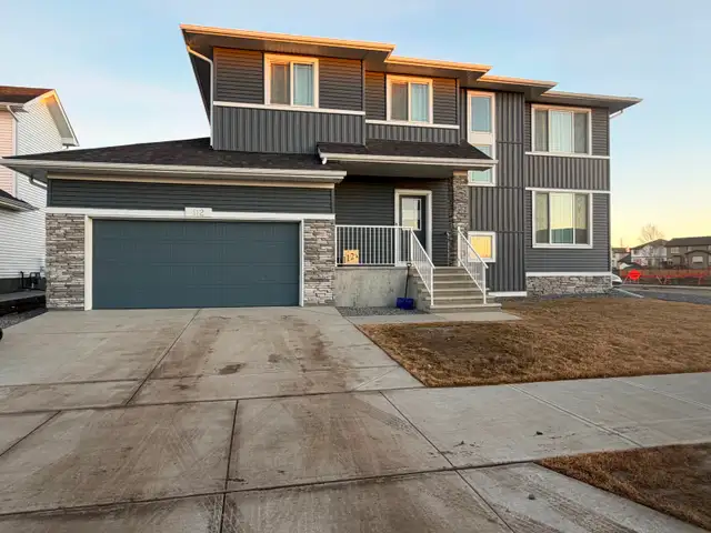 2 Bedroom Basement Suite In Painted Sky