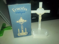 crucifix viatique dans sa boite d origine