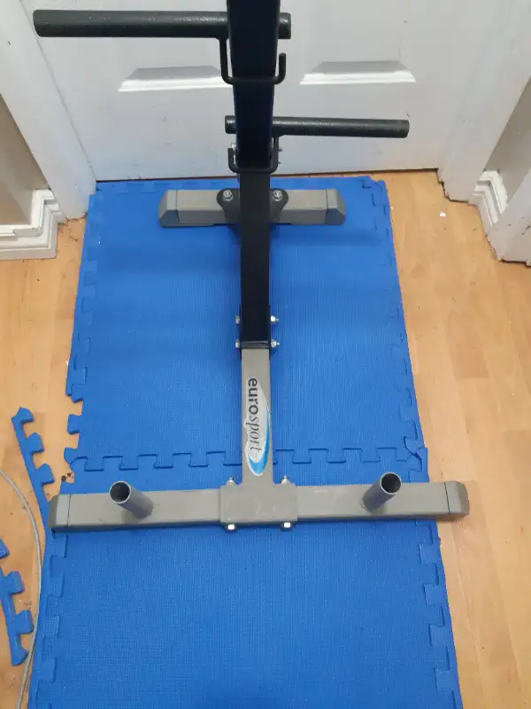 weight stands/rack in Other in Delta/Surrey/Langley - Image 4