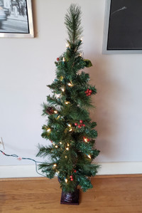 New 40" Artificial Christmas Tree with Lights decorations$75
