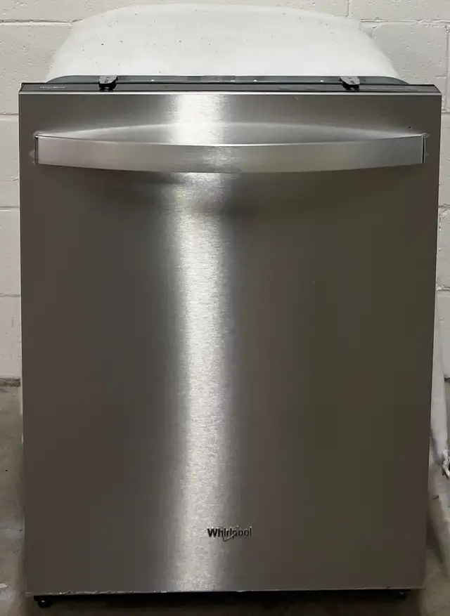 SALE! Dishwasher “WHIRLPOOL” 24 inch in Dishwashers in City of Toronto - Image 2
